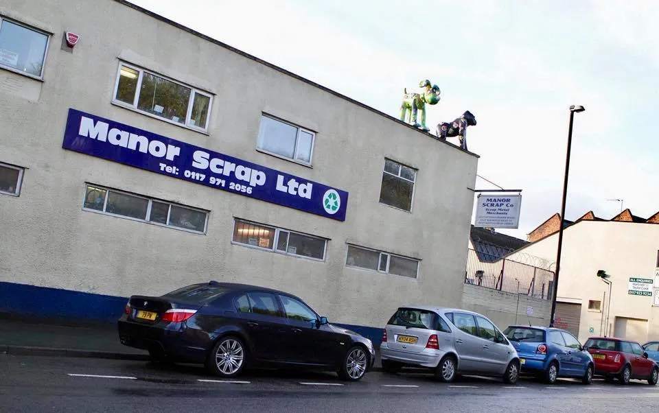 side view of manor scrap