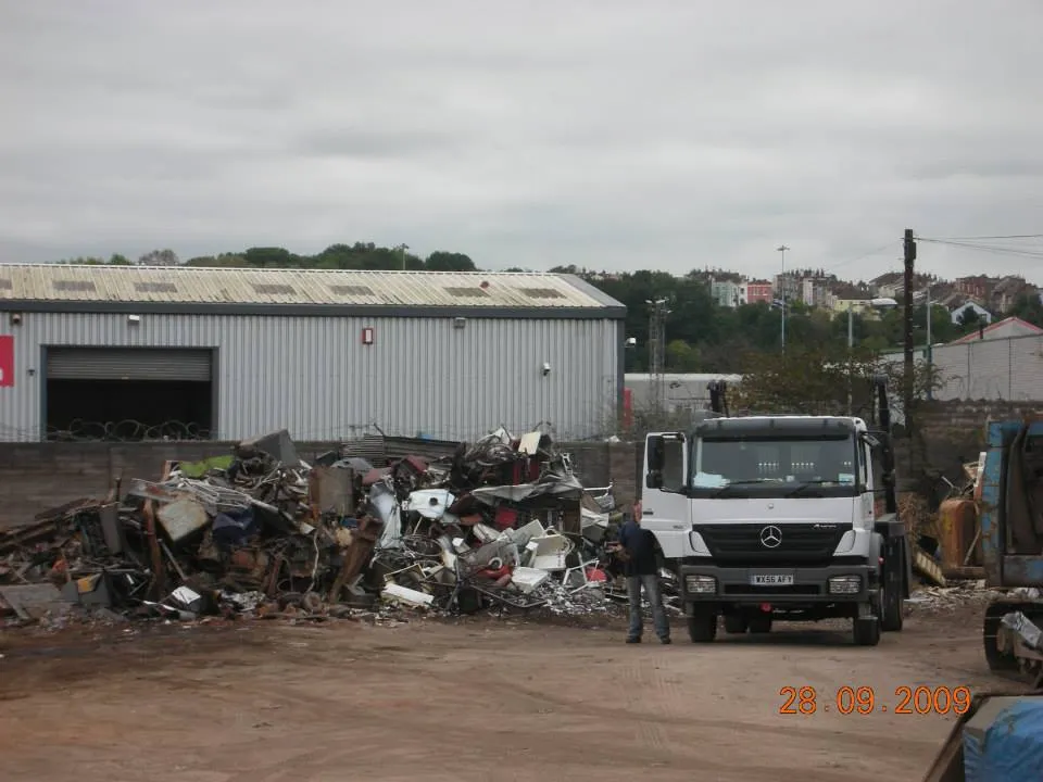 manor scrap yard
